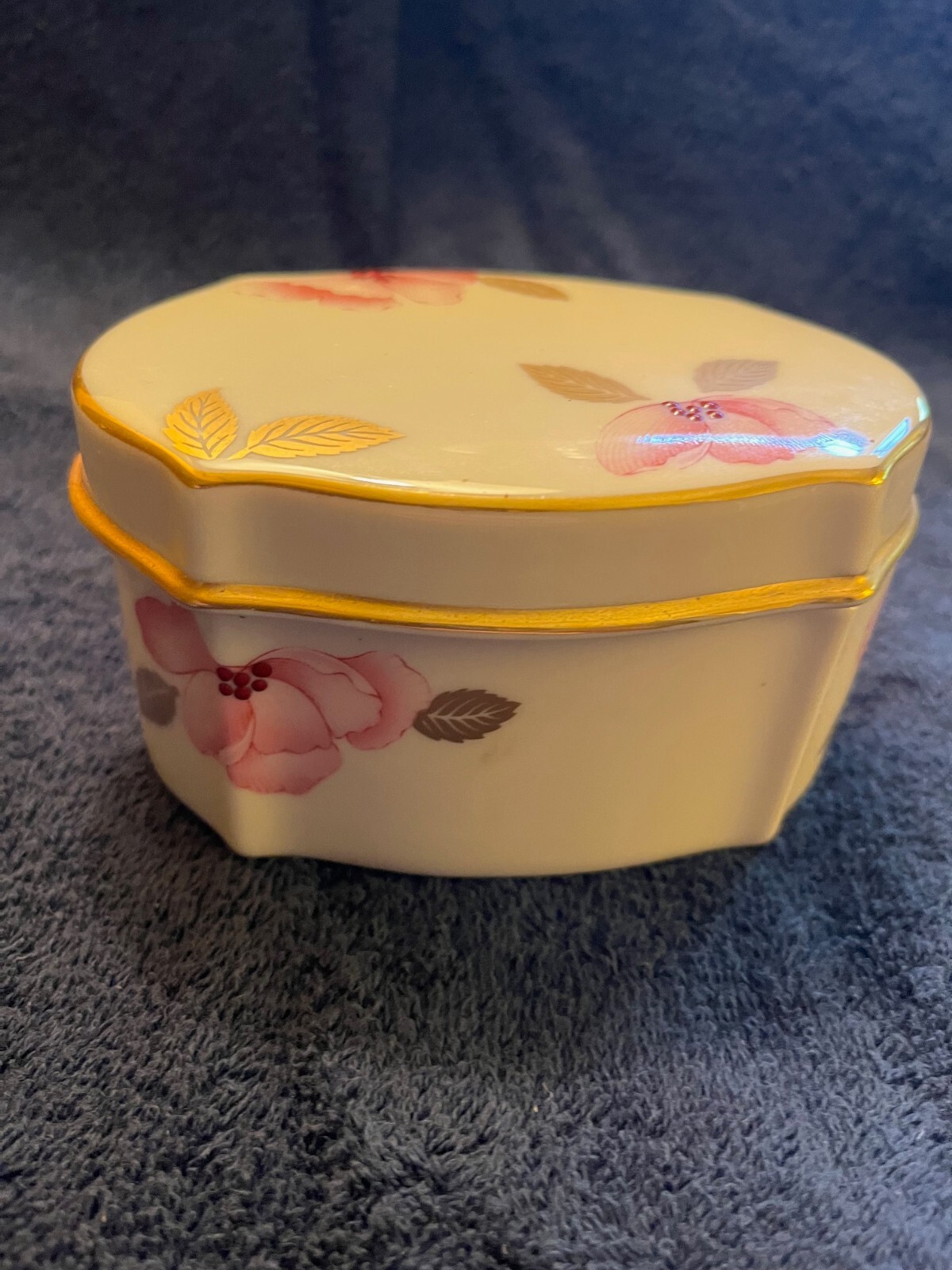 LENOX ROYAL BLOSSOM TRINKET/JEWLERY BOX  STK 119