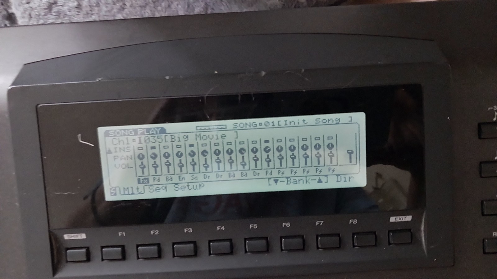 Yamaha W7 vintage keyboard