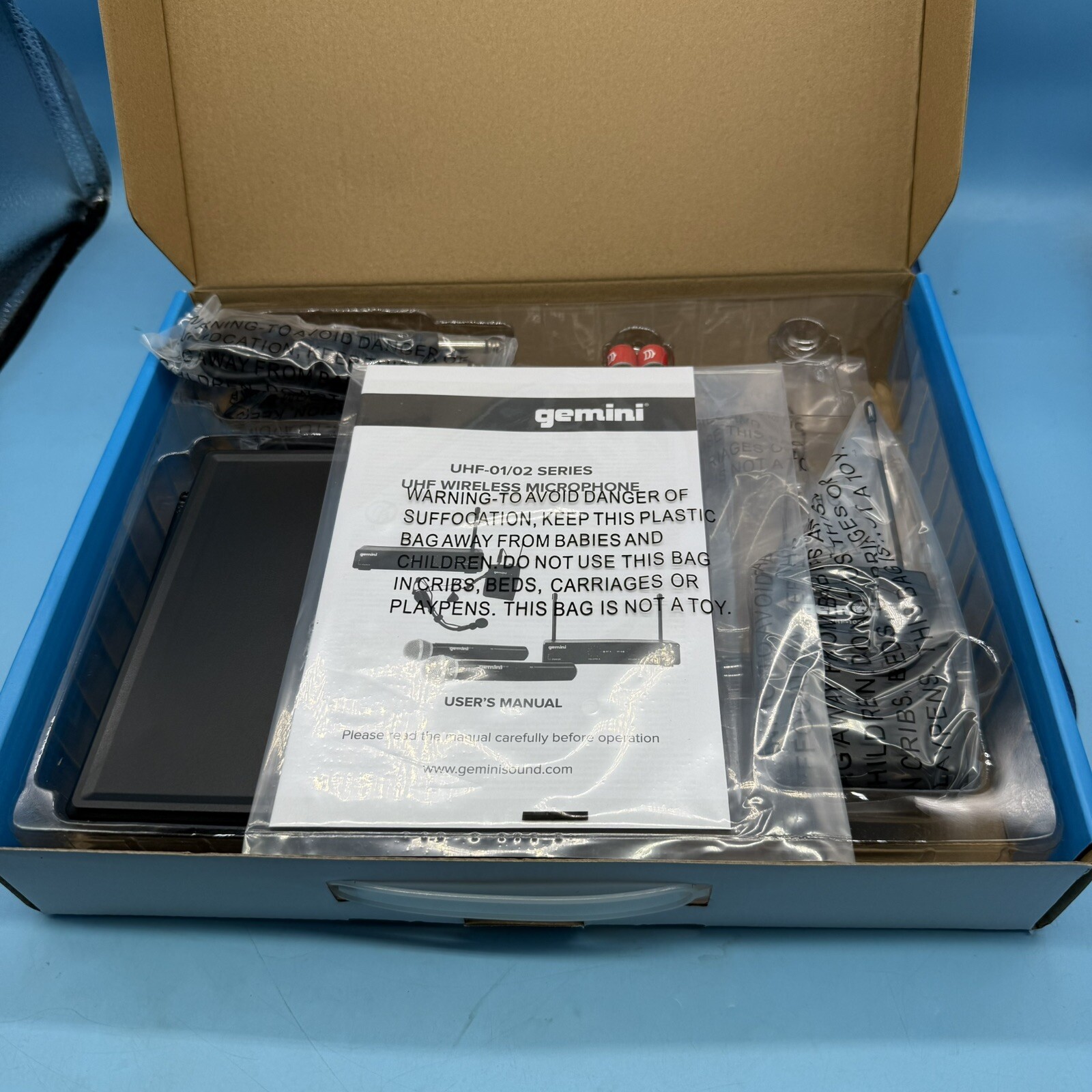 Gemini Sound UHF-01HL-F2 - Professional UHF Wireless Lavalier & Headset
