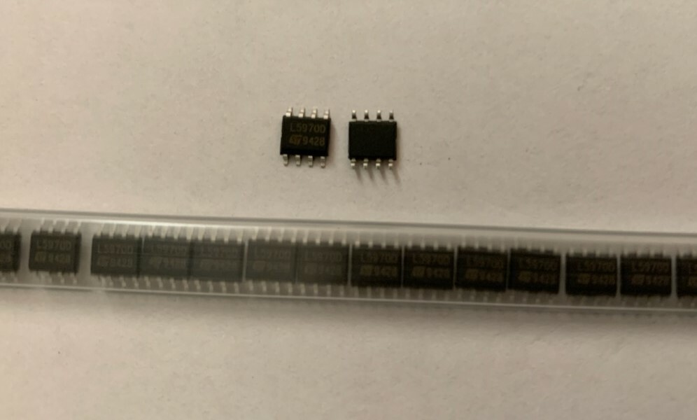 L5970D ST MICROELECTRONICS IC REG BUCK ADJ 1A 8 PIN SOIC