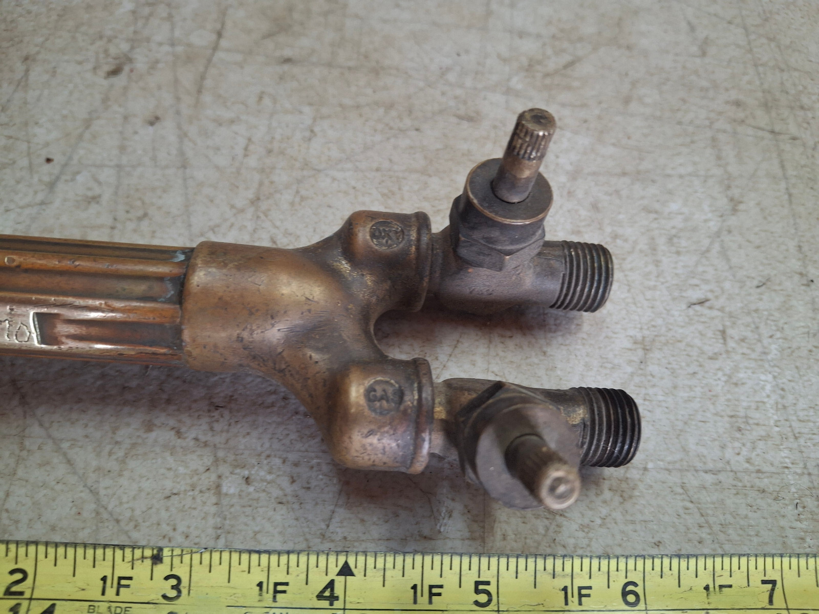 Victor CA2460 Cutting Torch 8TD 123 (NO KNOBS)