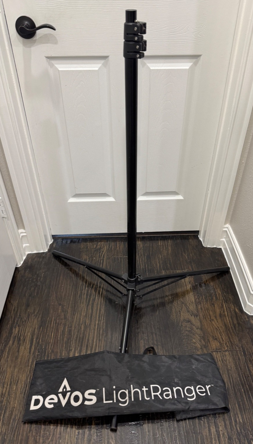 DeVos LightRanger Telescoping Tripod Stand (Light Head not included)