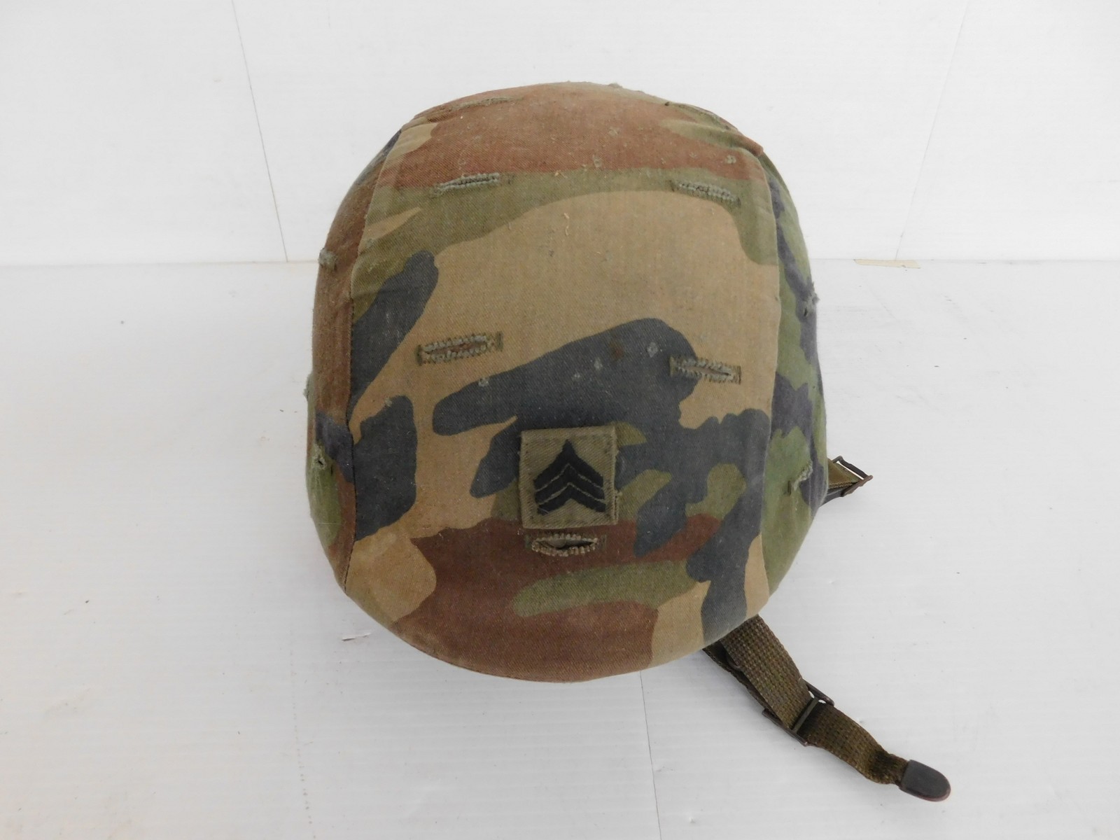 U.S. military woodland camouflage PASGT helmet cover - Sergeant Badge (PPS29)