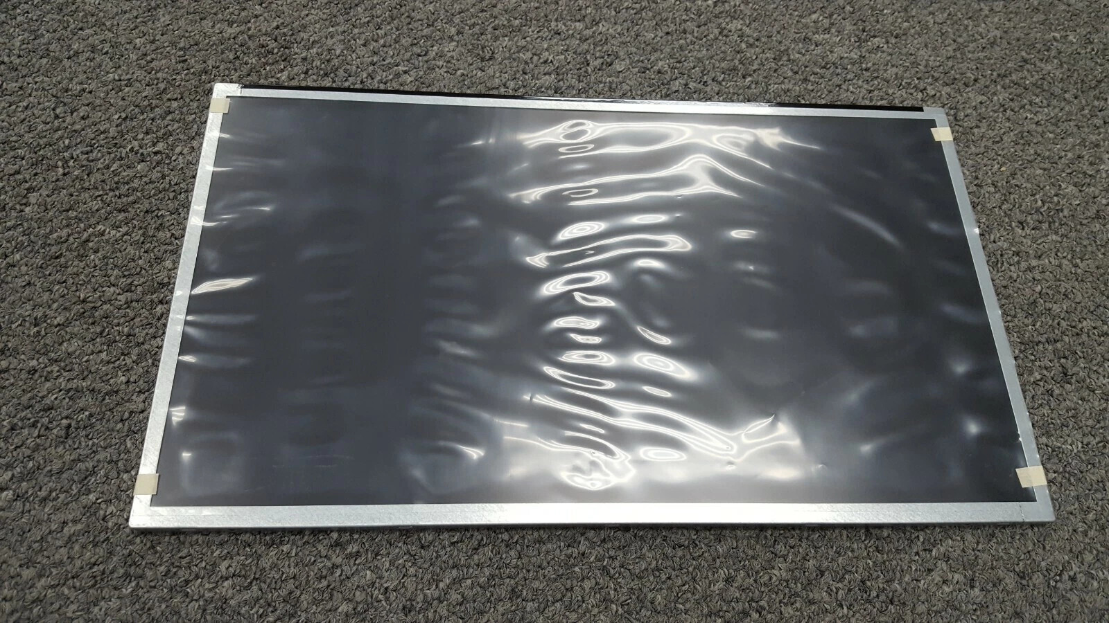 19.5" Innolux M195FGE-L23 Rev.c1 LCD Screen Display Panel 1600x900 30 Pin
