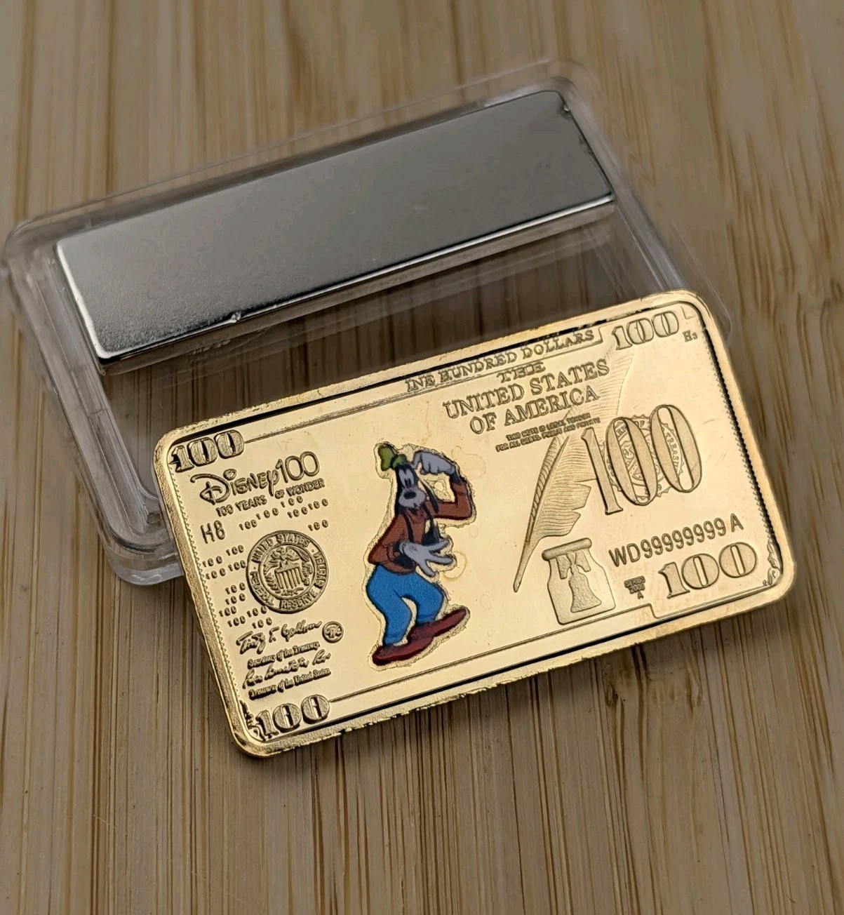WALT DISNEY GOOFY Gold Coin w/ Neodymium FRIDGE Magnet on Back of Acrylic Case