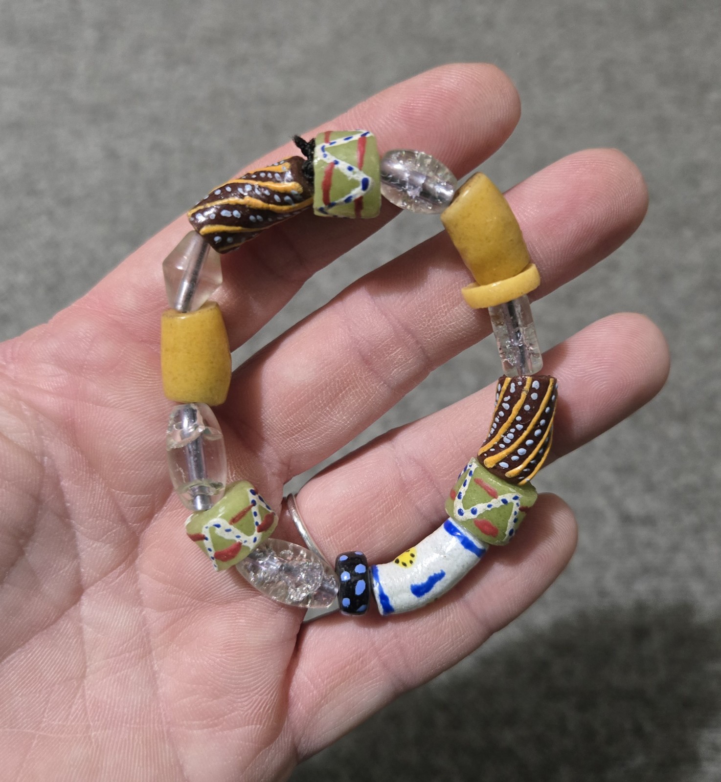 Vintage Handmade Beaded Bracelet 3 In