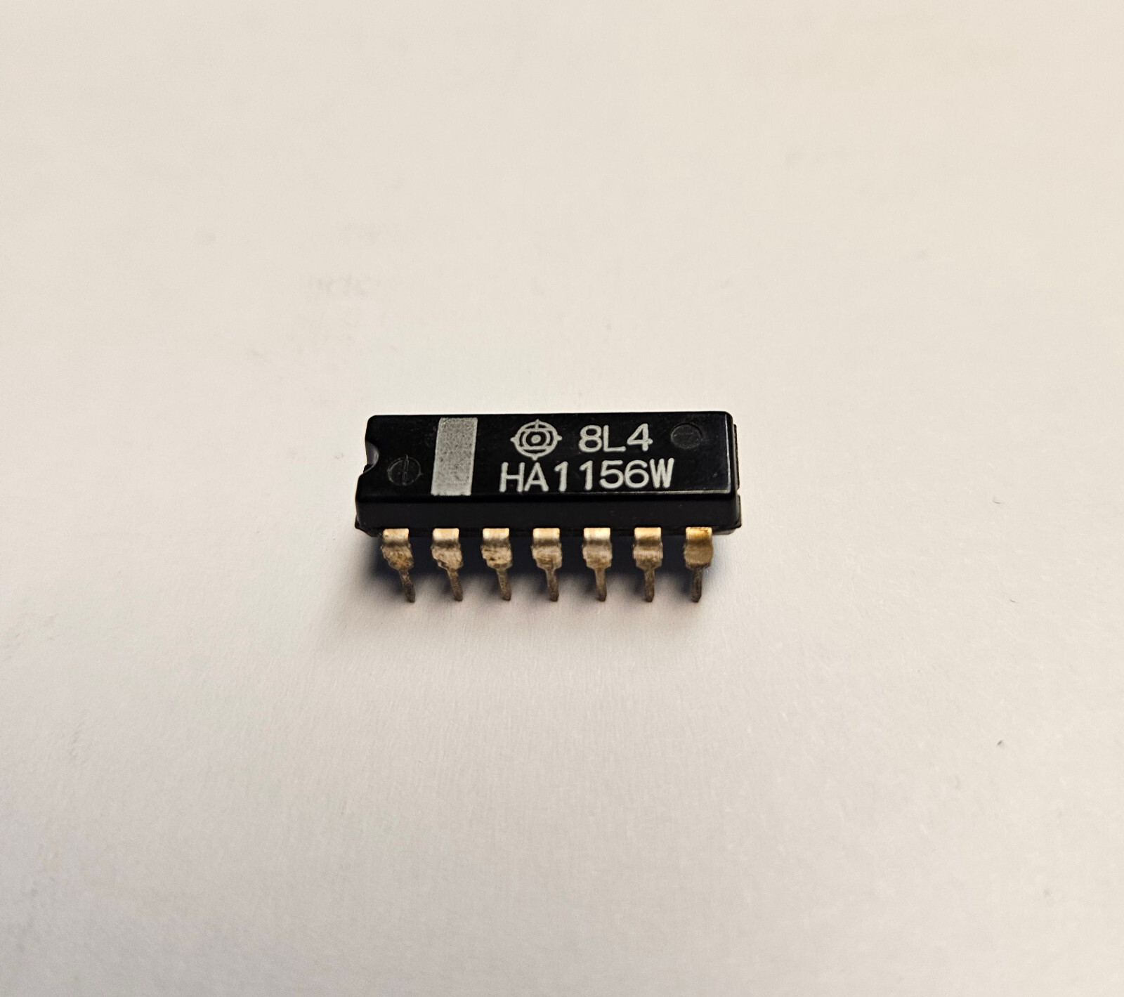 Hitachi Original IC HA1156W NEW