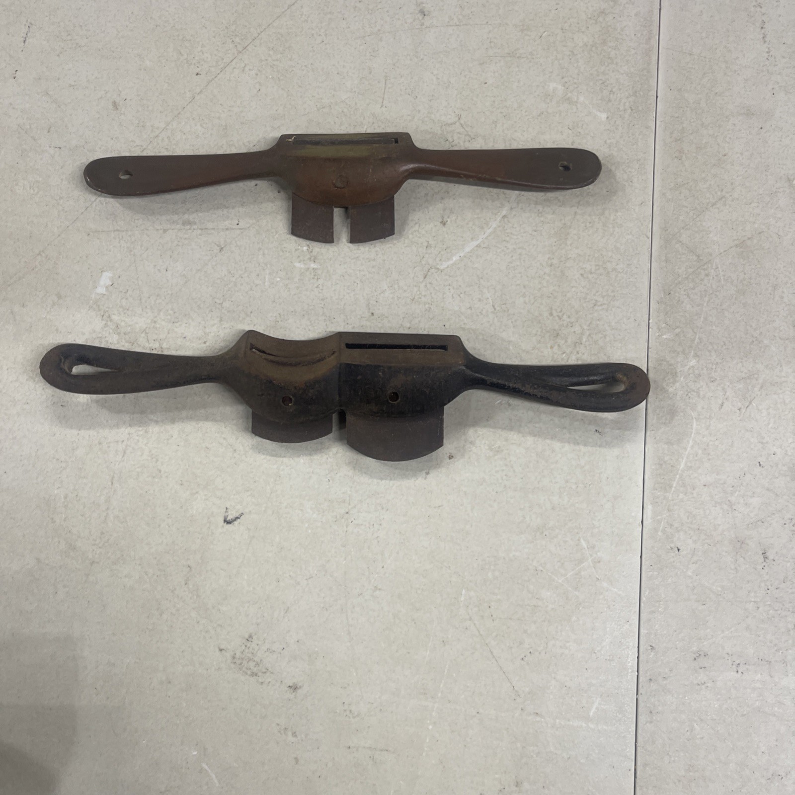 Vintage Cast Iron Spoke Shave Lot Of 2 Pcs. Unbranded Tool
