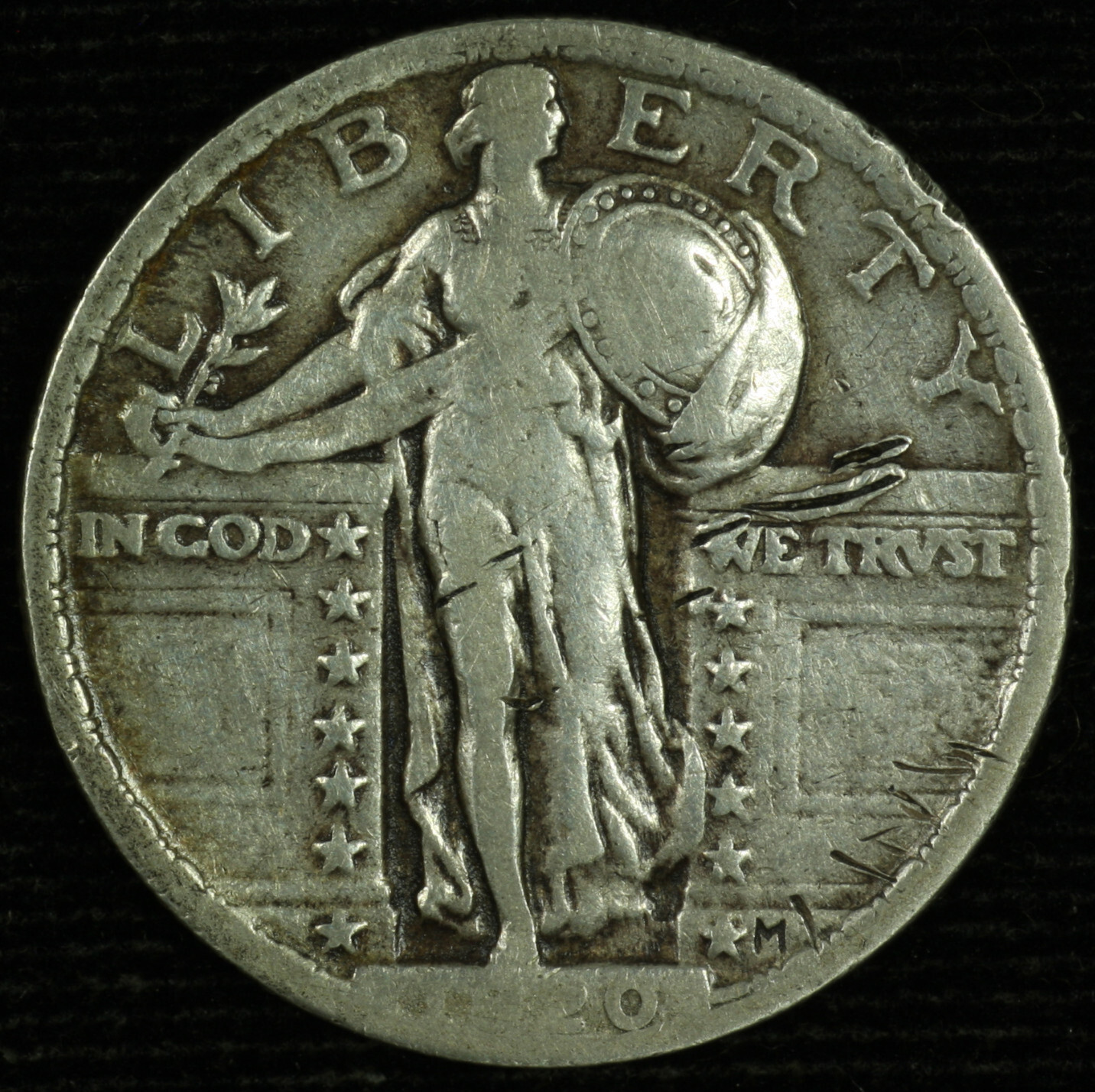 Standing Liberty Silver Quarter 1920 P. Very Fine Details. Lot # 9049-318-702