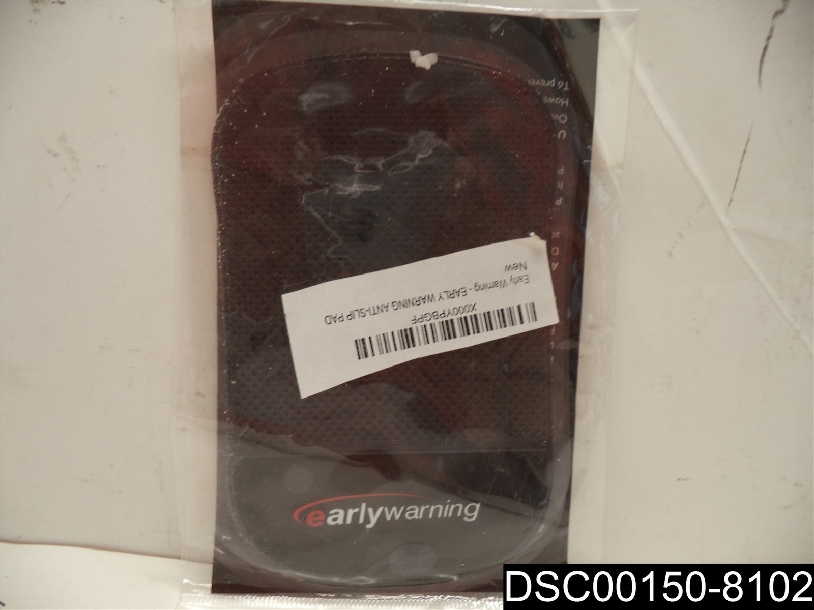 EARLY WARNING ANTI-SLIP PAD