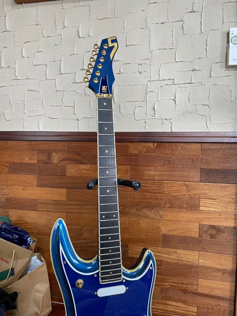 Guyatone Guitar Sharp 5 Sine Model