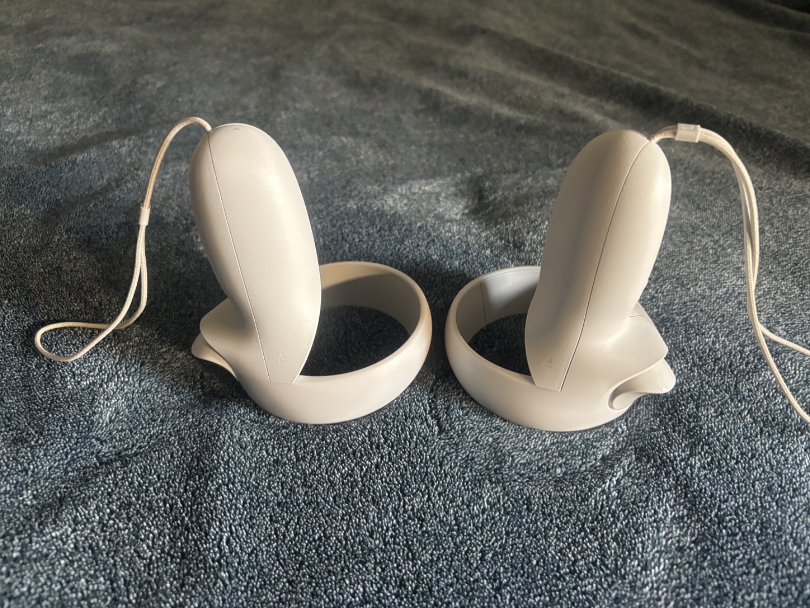 Meta Oculus Quest 2 128GB VR Headset with Controllers