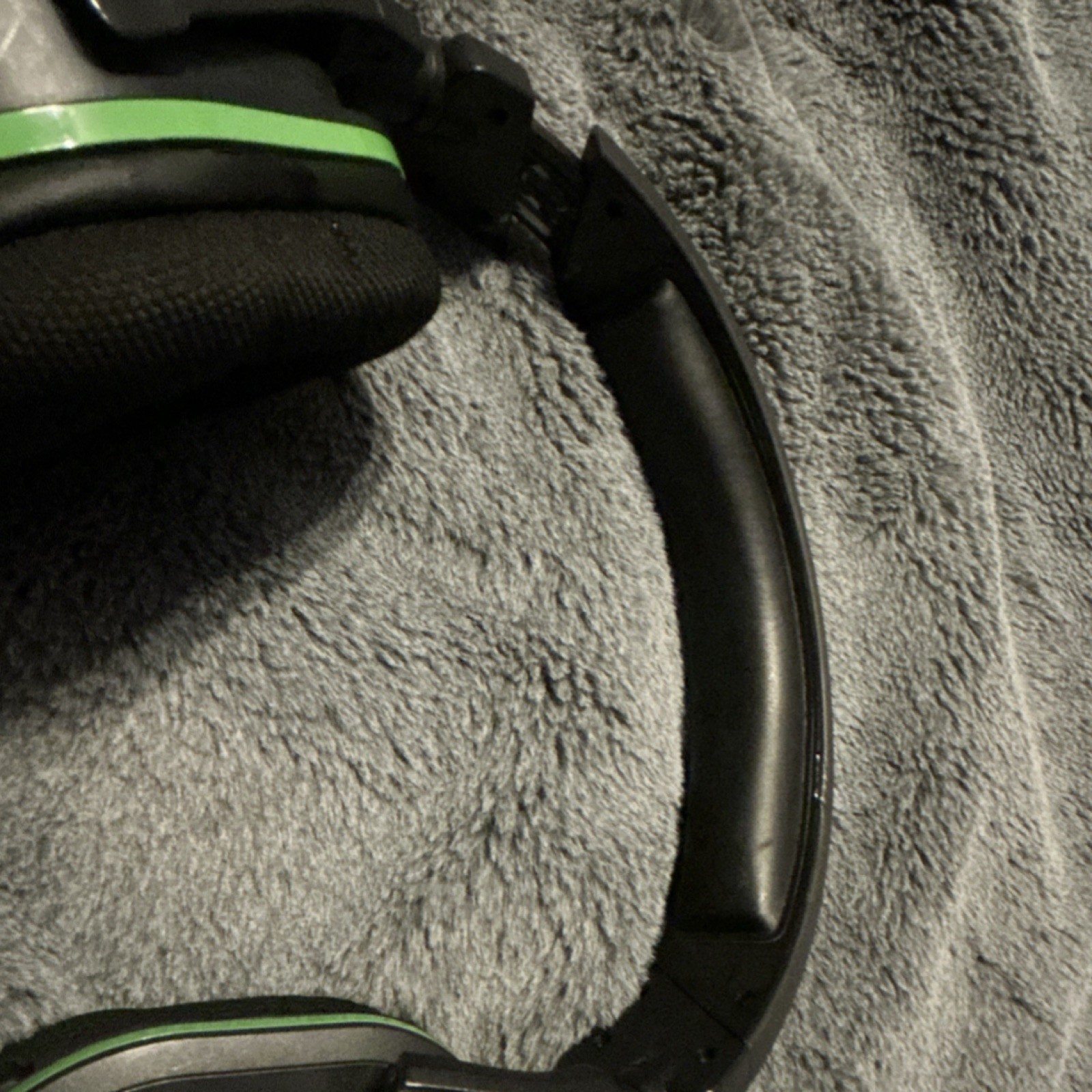 Turtle Beach Stealth 700 Wireless Bluetooth Over-Ear Headset Boom Mic USB-C