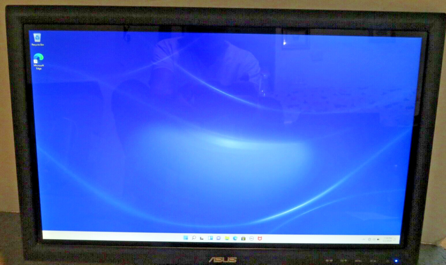 ASUS V207 Widescreen Touchscreen LCD Monitor FULLY WORKING No Stand