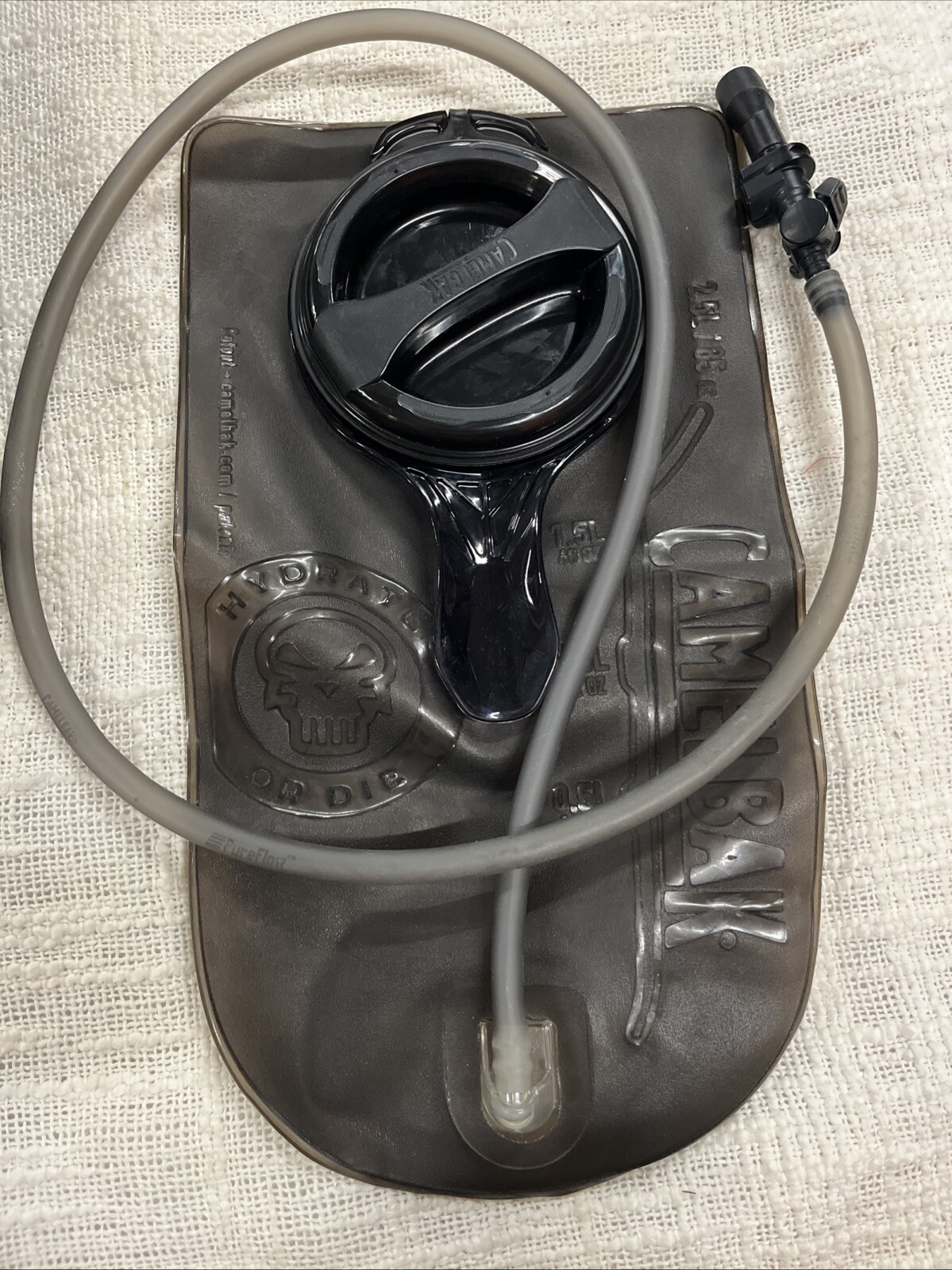 Camelbak Maximum Gear Hydration Water Pack 2.5L Black