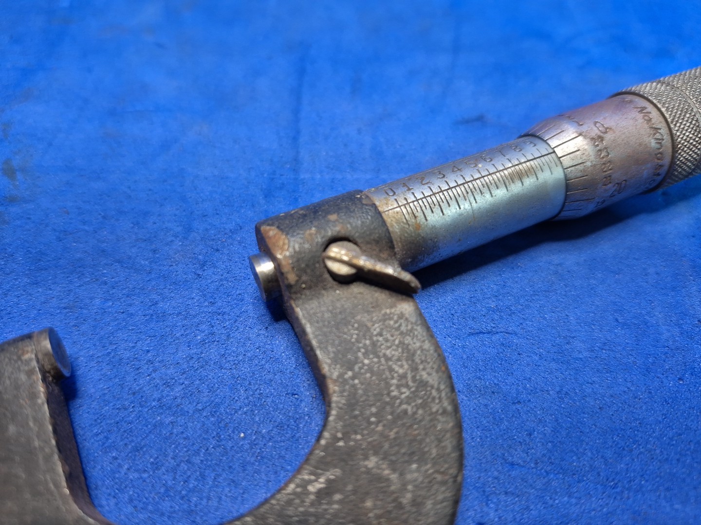 Brown & Sharpe 0-1" Micrometer