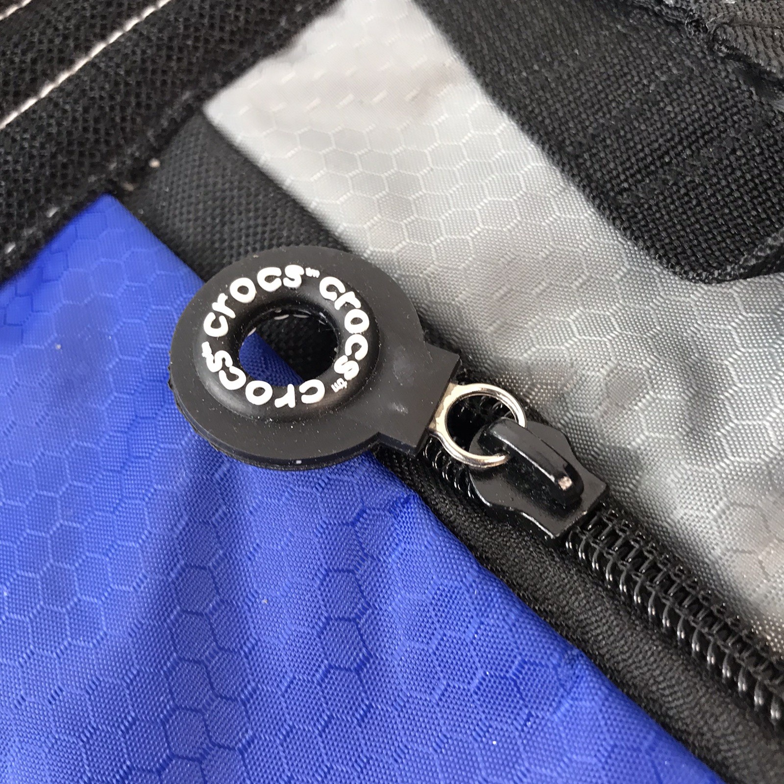 CROCS Computer Messenger Laptop Tablet Travel Bag Adjustable Strap Blue Nylon