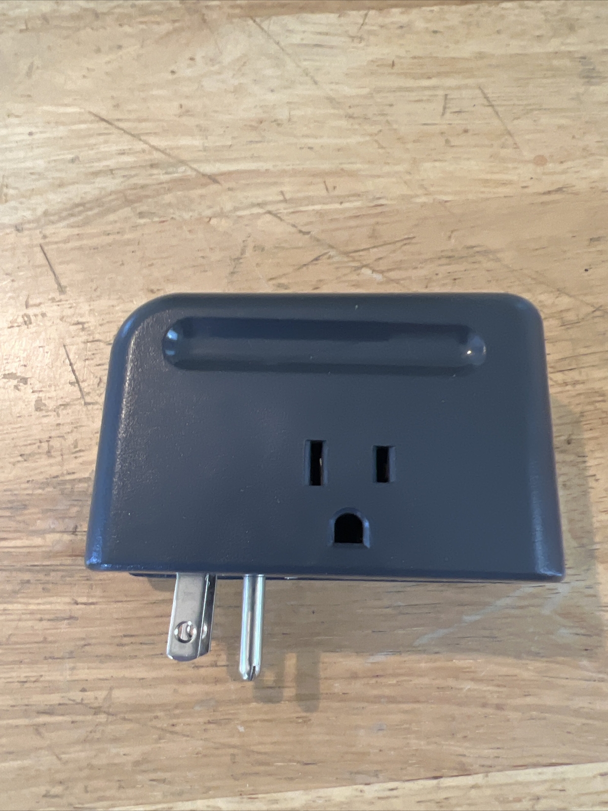 Travel Surge Protector New Belkin Model F9H220-TVL-DL P57880