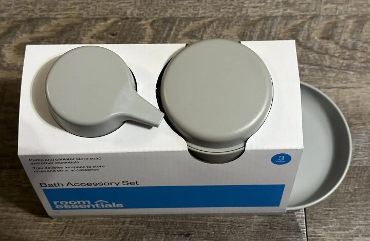 🔥 Room Essentials ~ 3pc Light Gray Bath Bundle Set: Pump, Canister, And Tray 🔥