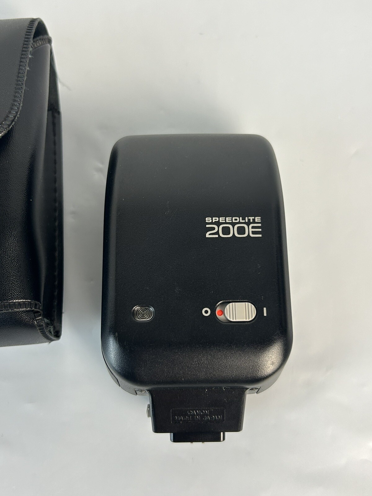 Canon Speedlite 200E Shoe Mount Flash Plus Case