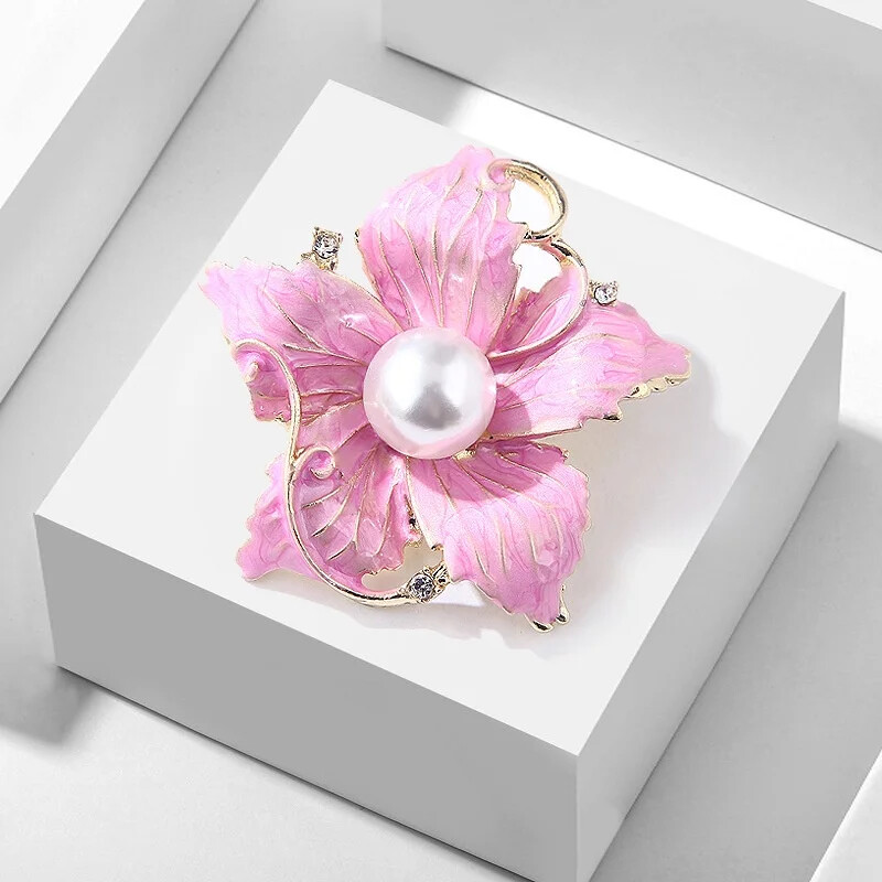 Creative and Exquisite Gardenia Flowers Brooch Enamel Pearl Party Coat Pin Gift