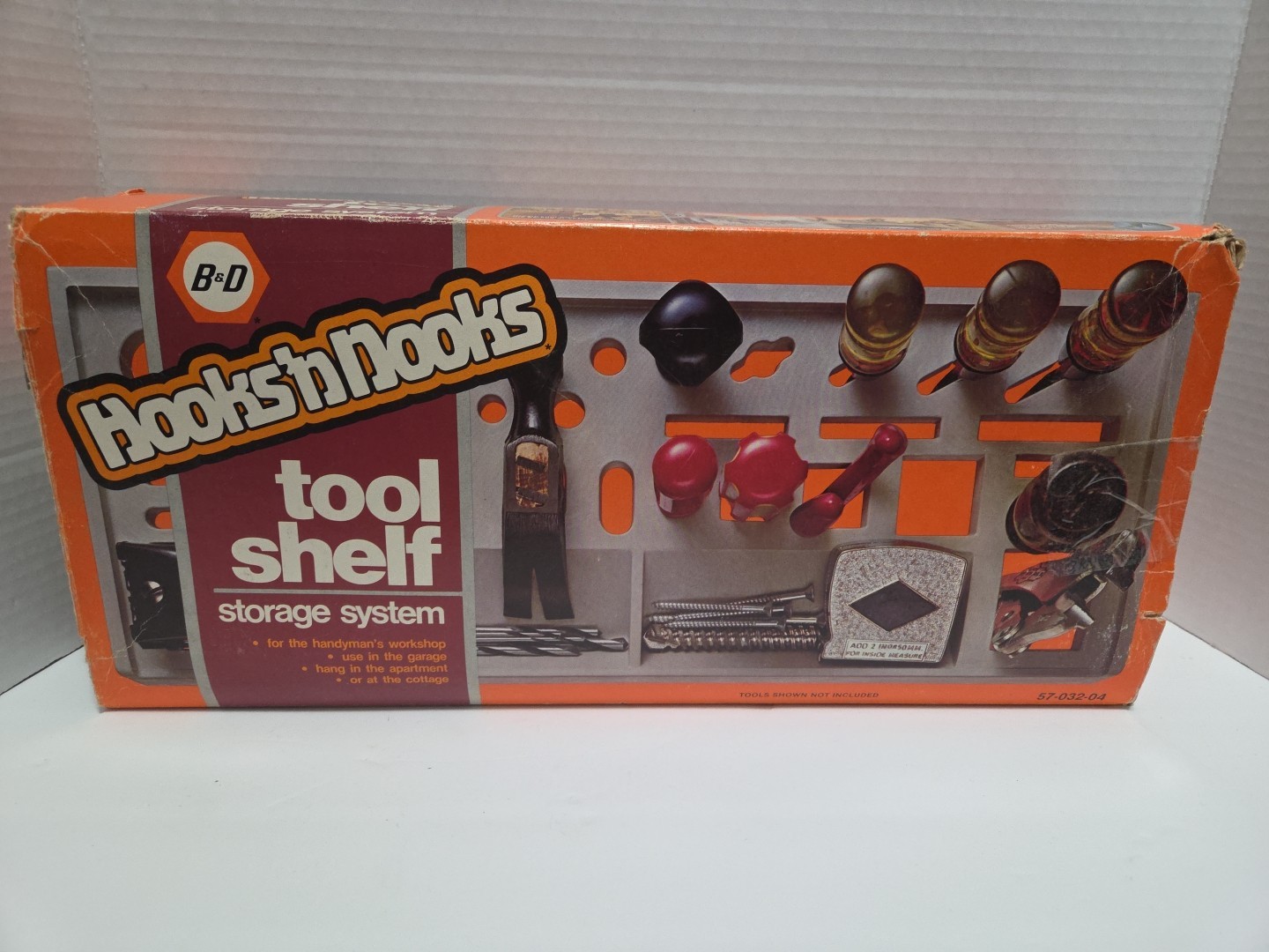 B&D Tool Shelf Wall Mount Holder Organizer Storage System Vintage Hooks N Nooks