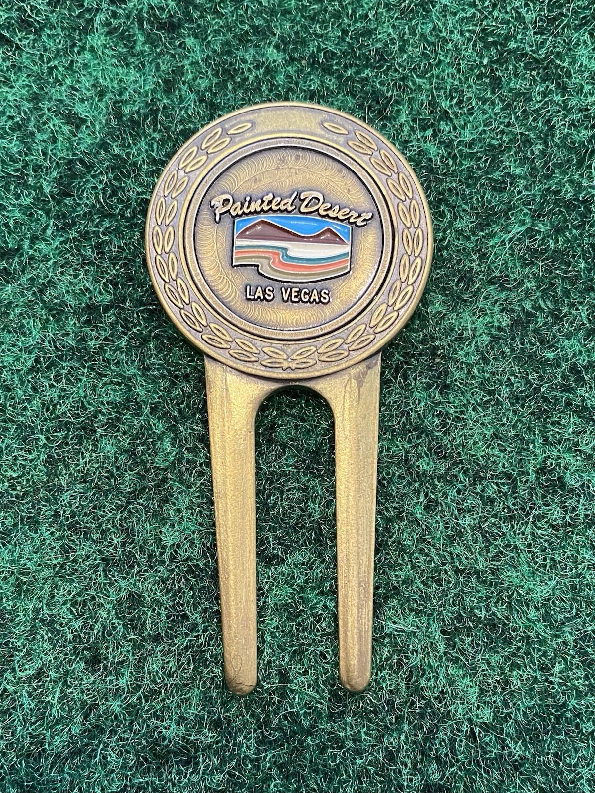 Painted Desert Las Vegas Golf Ball Marker W/ Divot Repair Tool
