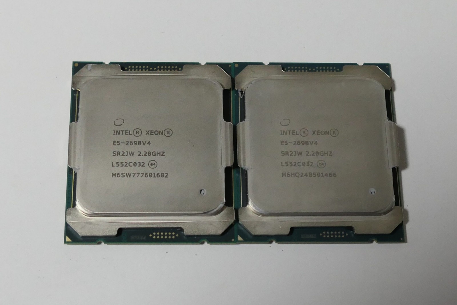 Matched Pair _ Intel Xeon E5-2698 V4 2.2GHz 20-Core Processor CPU LGA2011 SR2JW