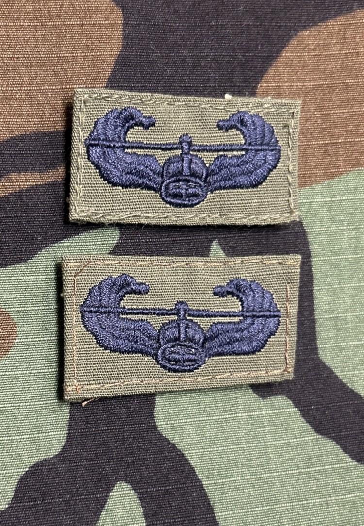 US Air Force Air Assault Badges (2) BDU Sew-On OD Green USAF