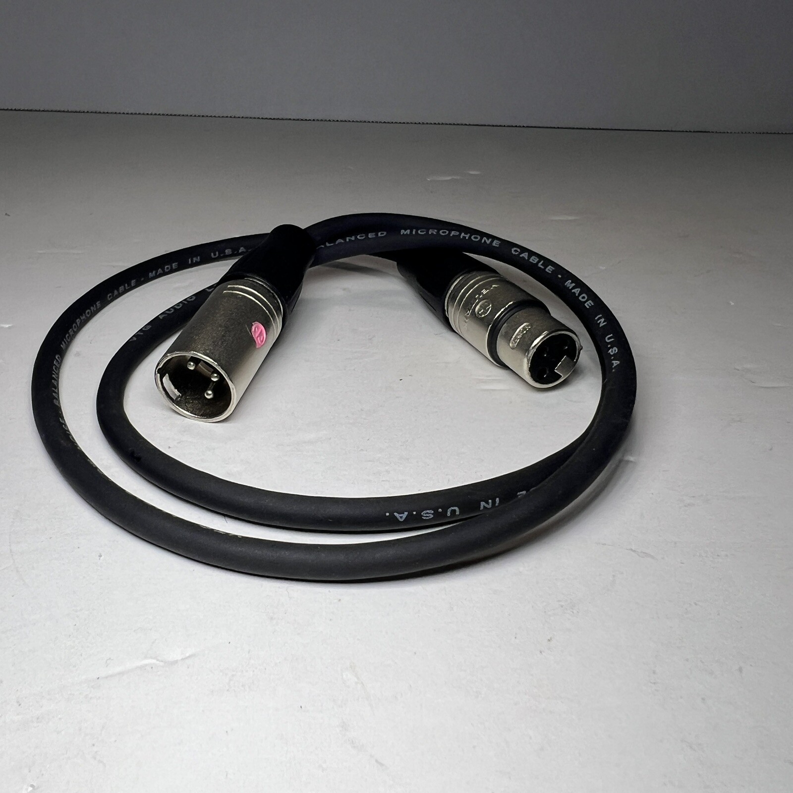Audio2000’s Wireless Microphone and Lavalier Microphone Preowned Working