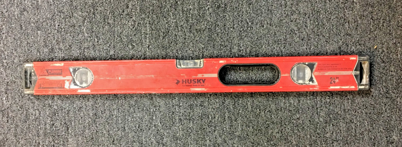 Husky 24 Inch Level, 0.5MM/M=00.029, PLUMB FRONT VIAL VIEWER, USA