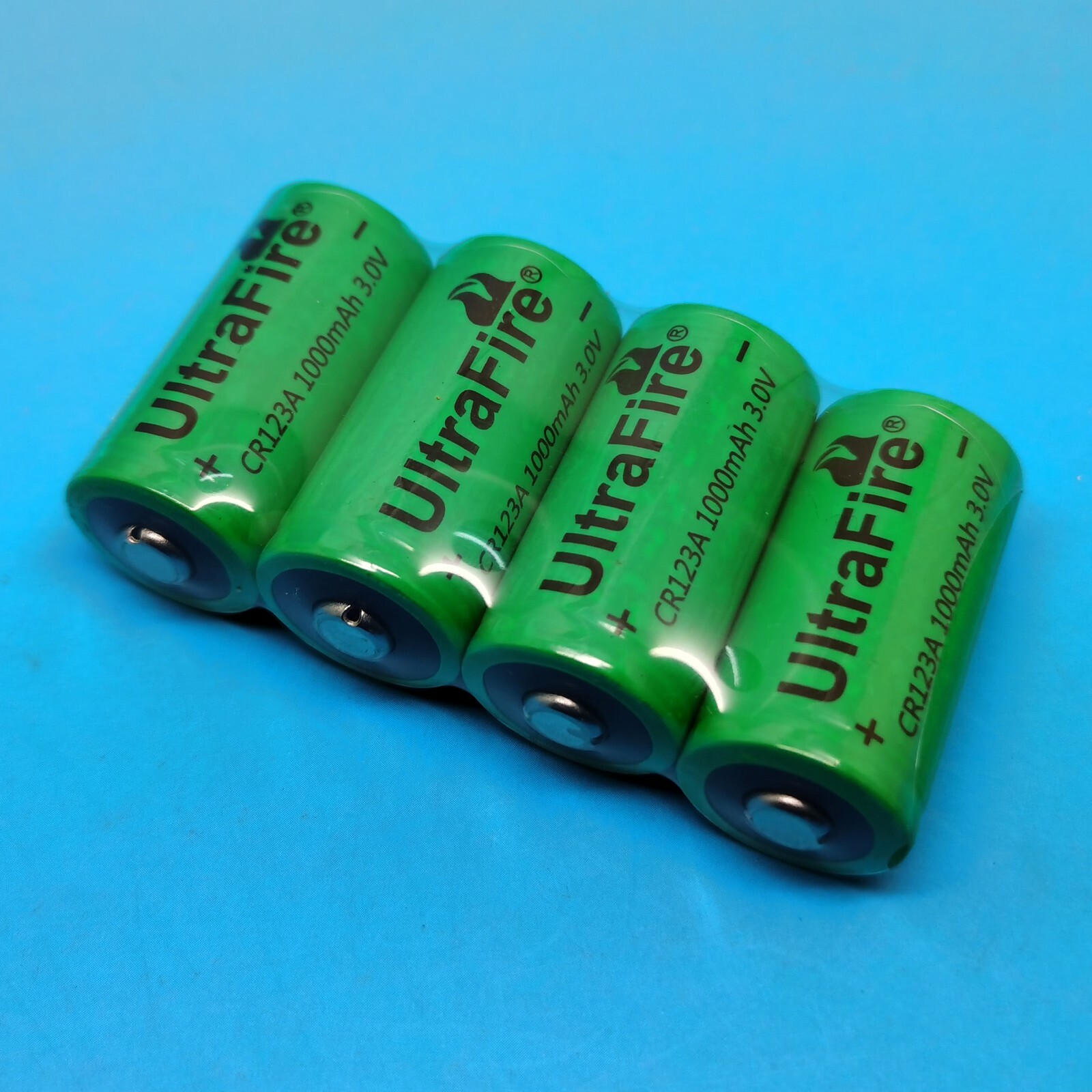 4 PCS CR123A 17335 17345 1000mAh 3.0V Li-ion Rechargeable Battery Brand New