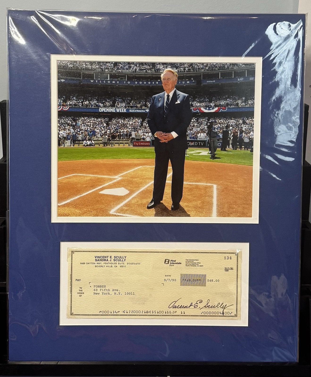Legendary Dodgers Announcer Vin Scully Signed Auto Check JSA Certified