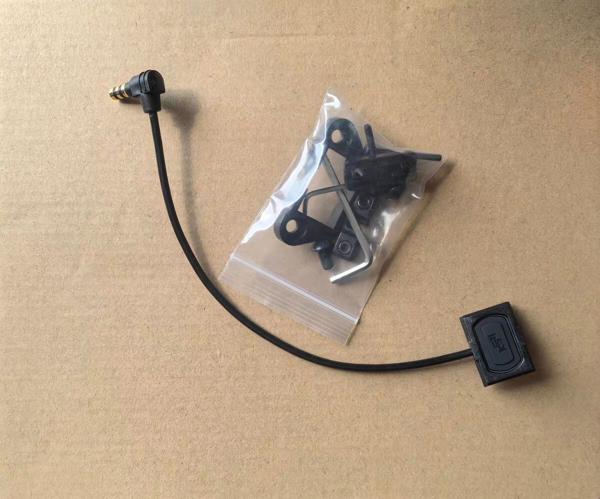 Button Switch LA23 Plug Cable Length For Flashlight Hunting Airsoft (Black)