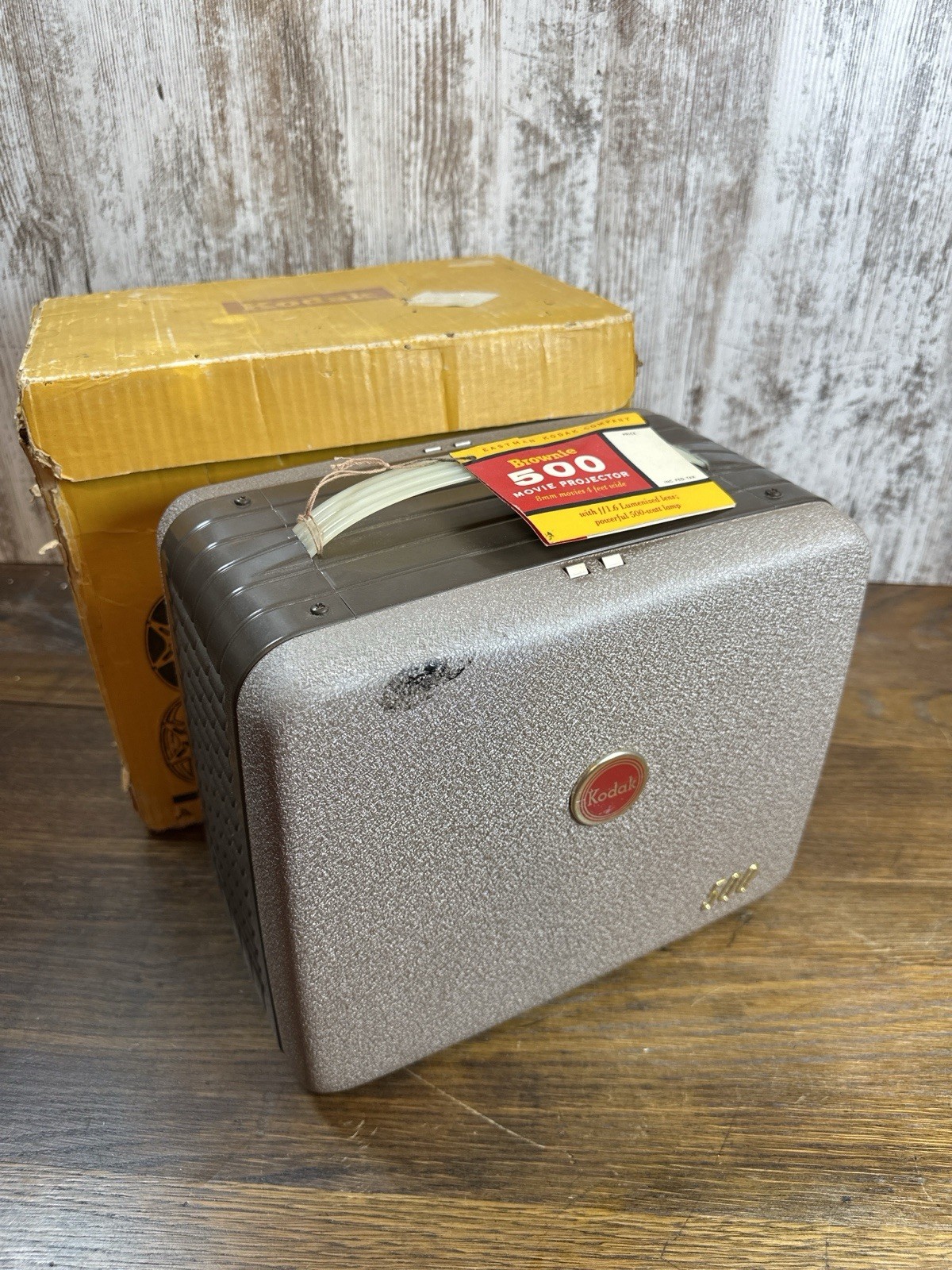 Kodak Brownie 500 Movie Projector No. 189 8mm – TESTED WORKING – w/ Original Box