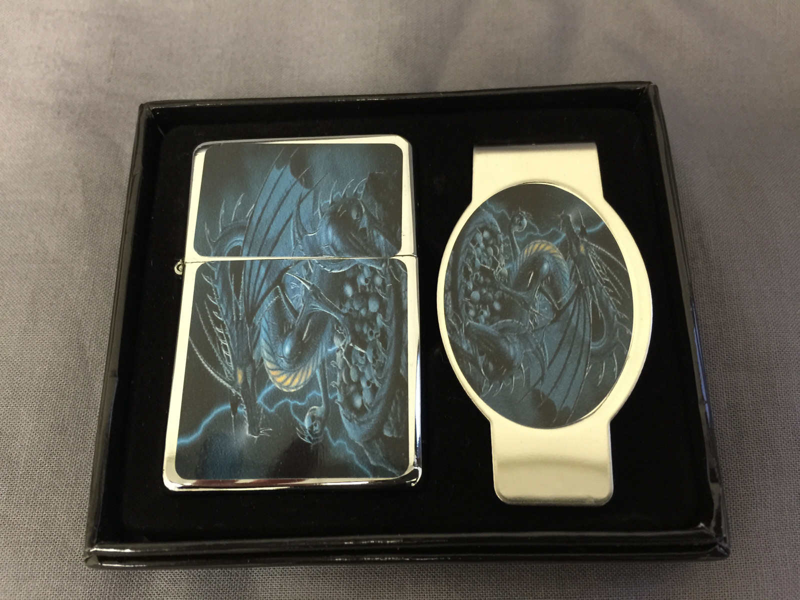 Dragon D4 Oil Lighter and Money Clip Gift Set
