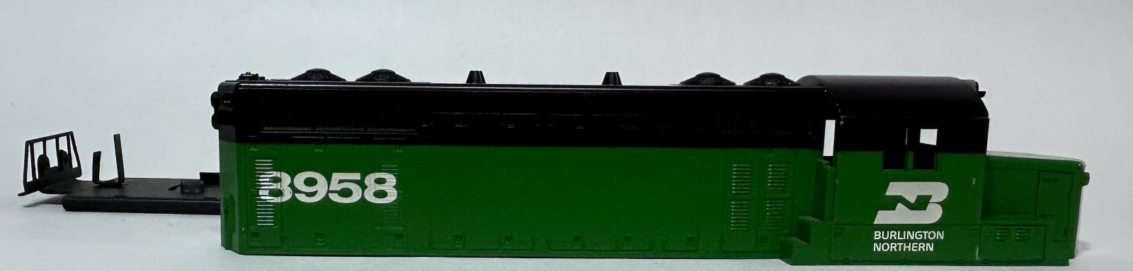 Lionel 8958 Burlington Northern Dummy Diesel Locomotive Shell Parts Project  57