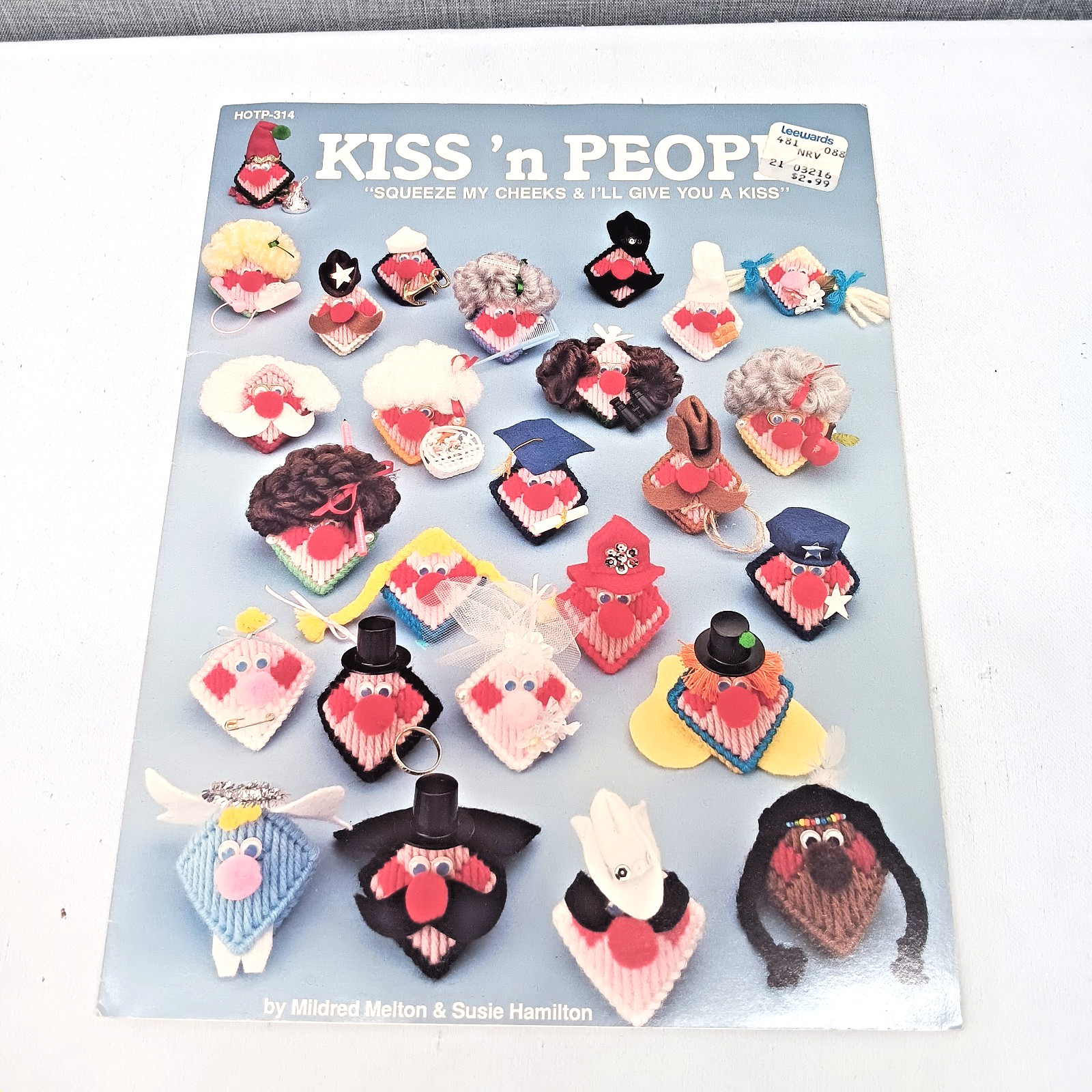 Mildred Melton Kiss n People Plastic Canvas Pattern Book Rare Crafting Leaflet