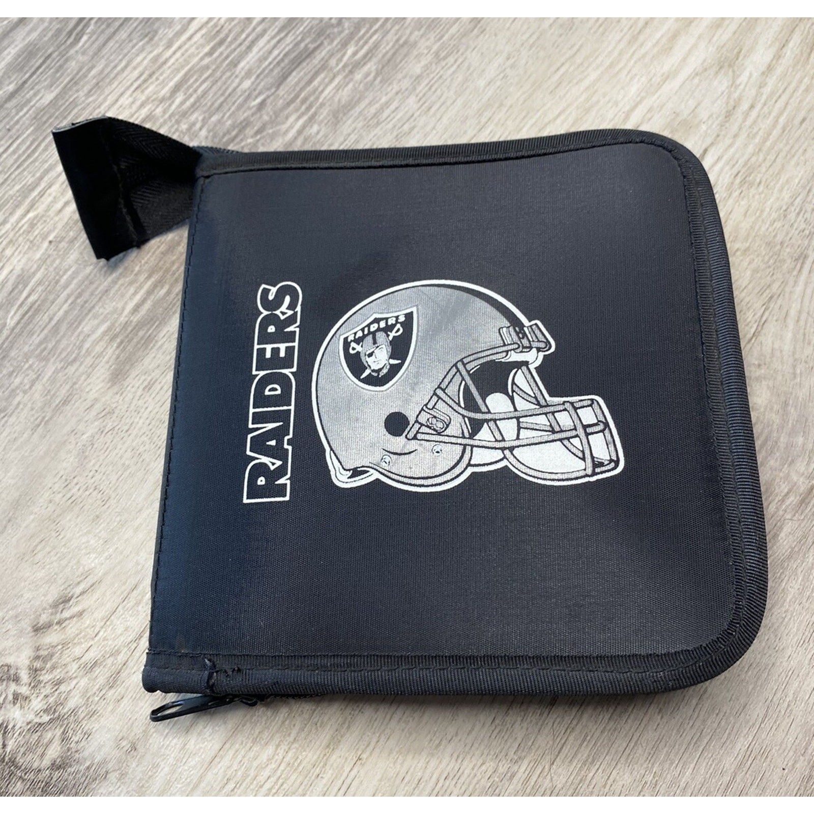 Oakland Raiders Black & Silver 24 Slot CD Case Carrier Las Vegas Zip