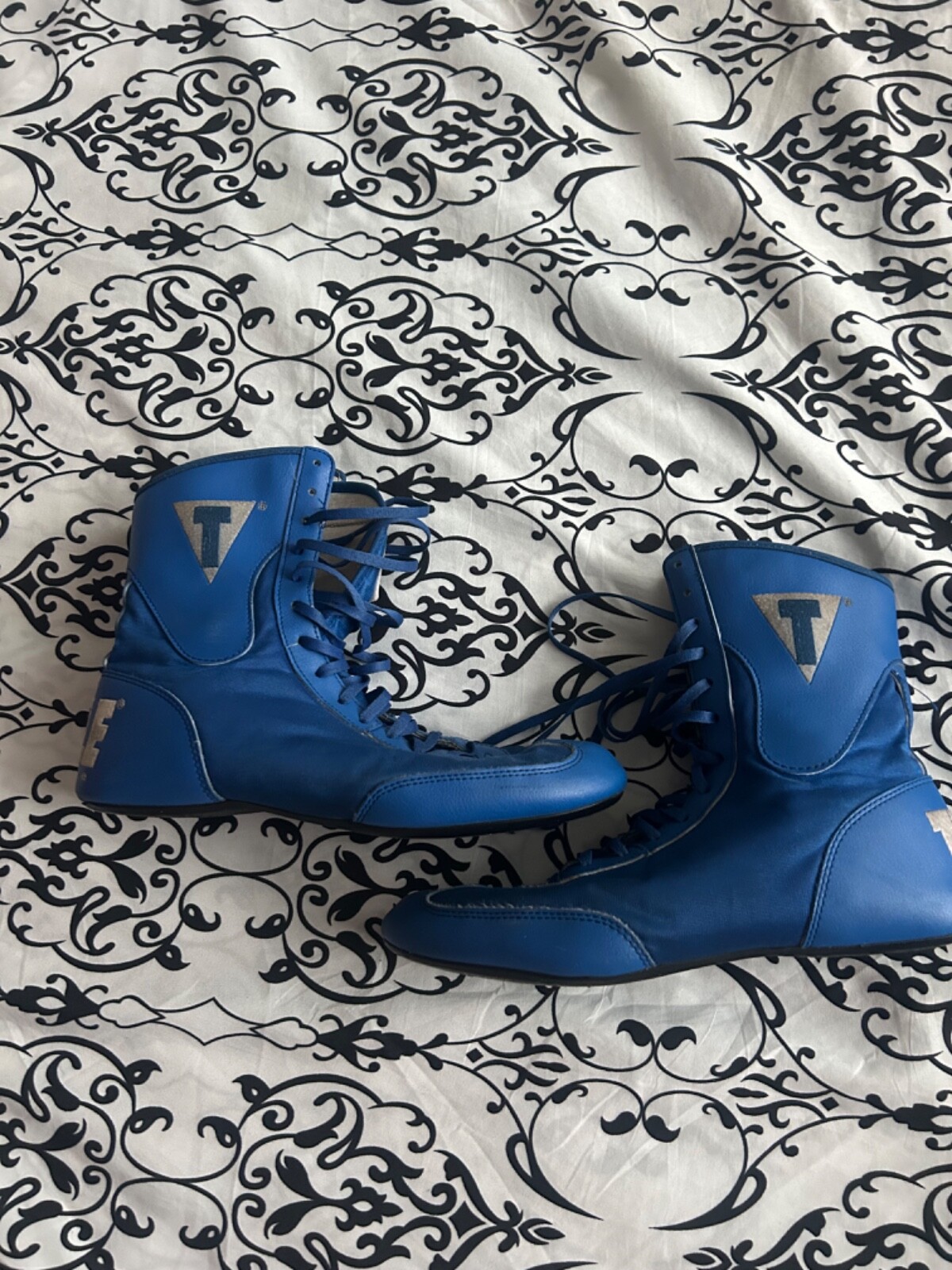 title boxing shoes size 9