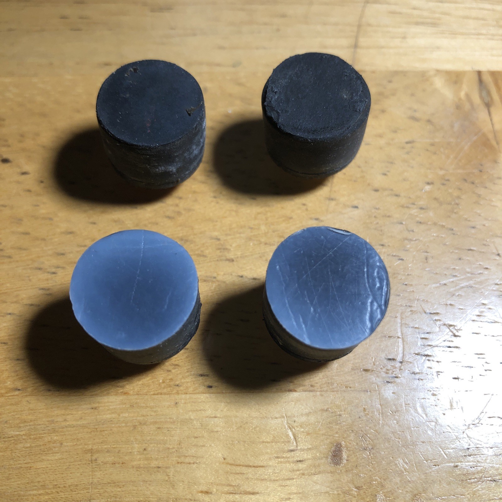 Nikon E400 / E600 Microscope Screw-in Feet Set of 4 - Nice
