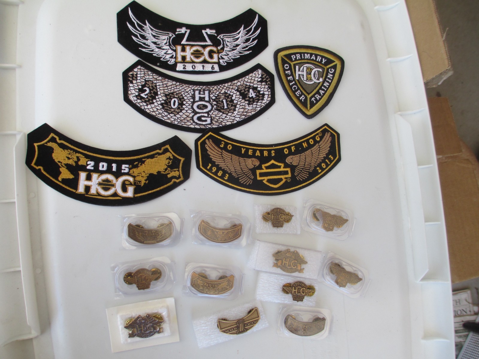 HARLEY DAVIDSON HOG PATCH/PIN LOT OF 17 1983-2016