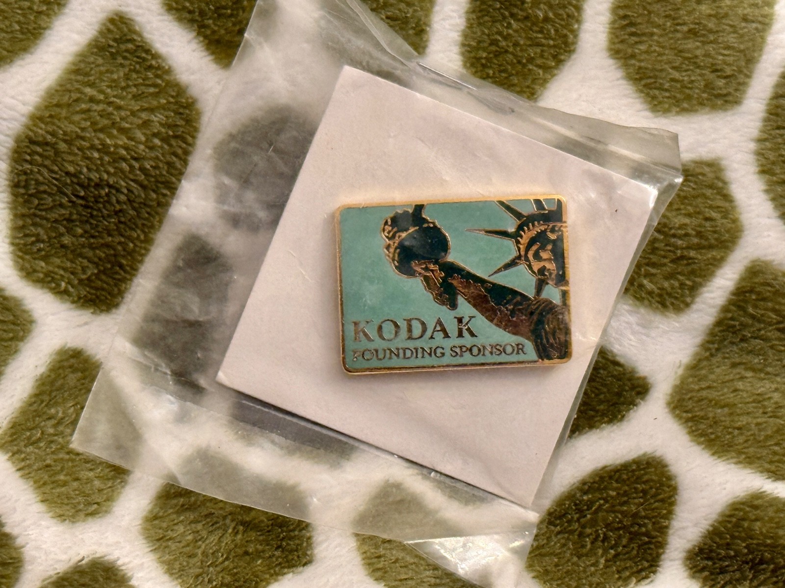KODAK FOUNDING SPONSOR * LADY LIBERTY ~ Vintage Tournament Of Roses * Mint!