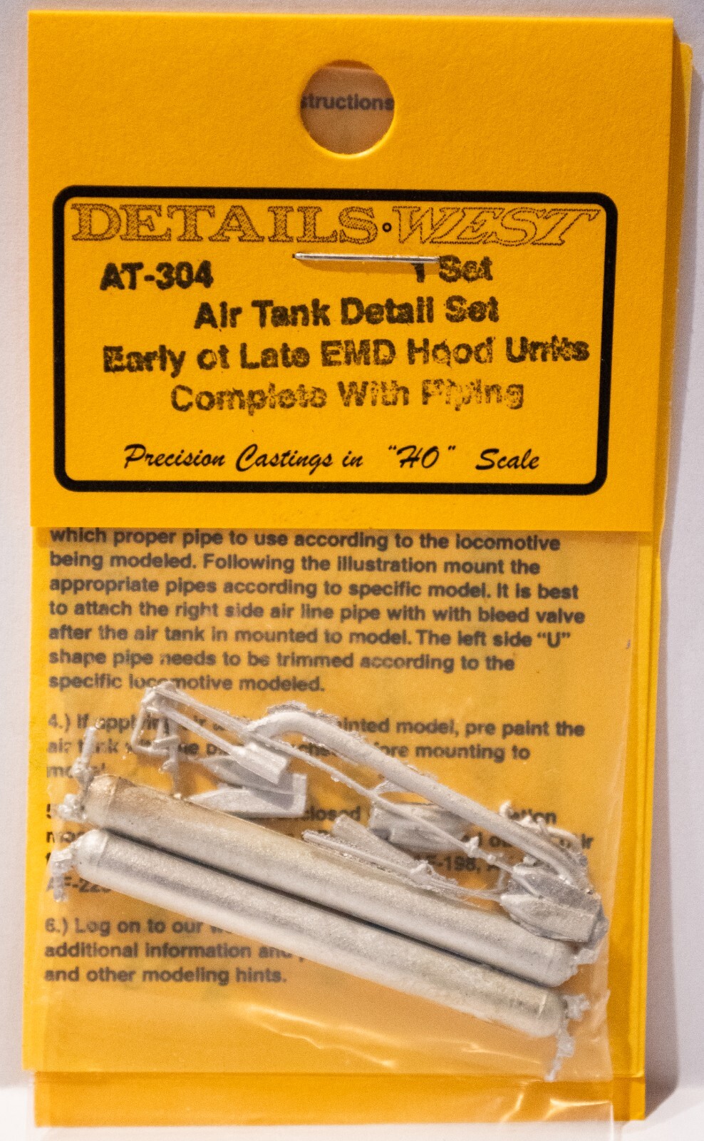 Details West HO #304 Air Tank Detail Set w/Pipes -- For Early To Late Era EMD Ho