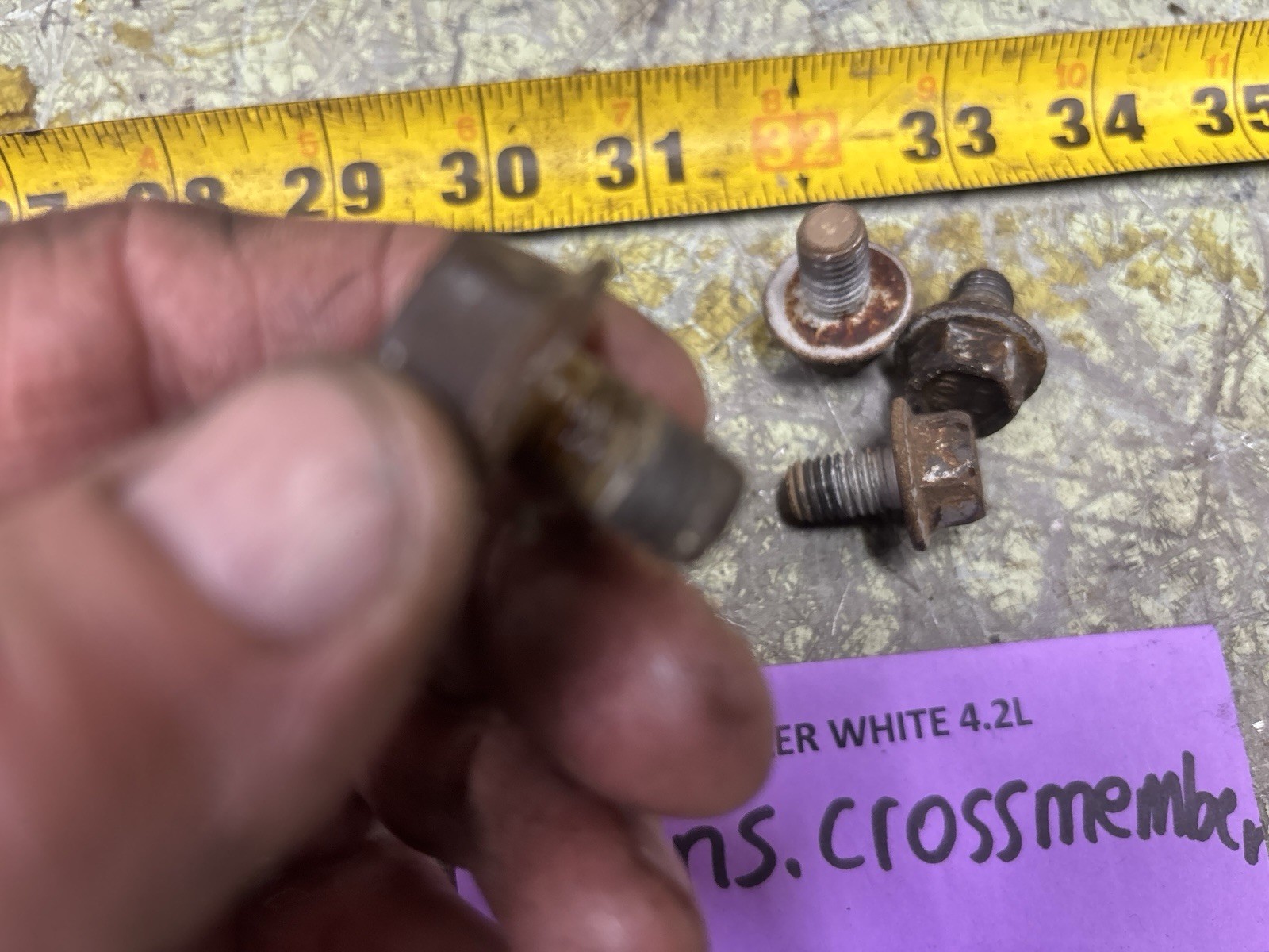 02-09 Trailblazer Transmission Cross Member Short Bolts Set Of 4