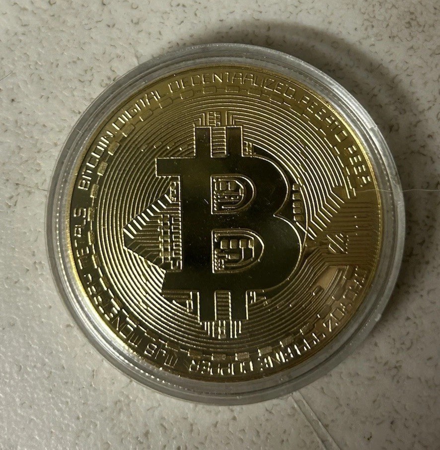 Bitcoin Collectible Token Gold Color in Protective Case
