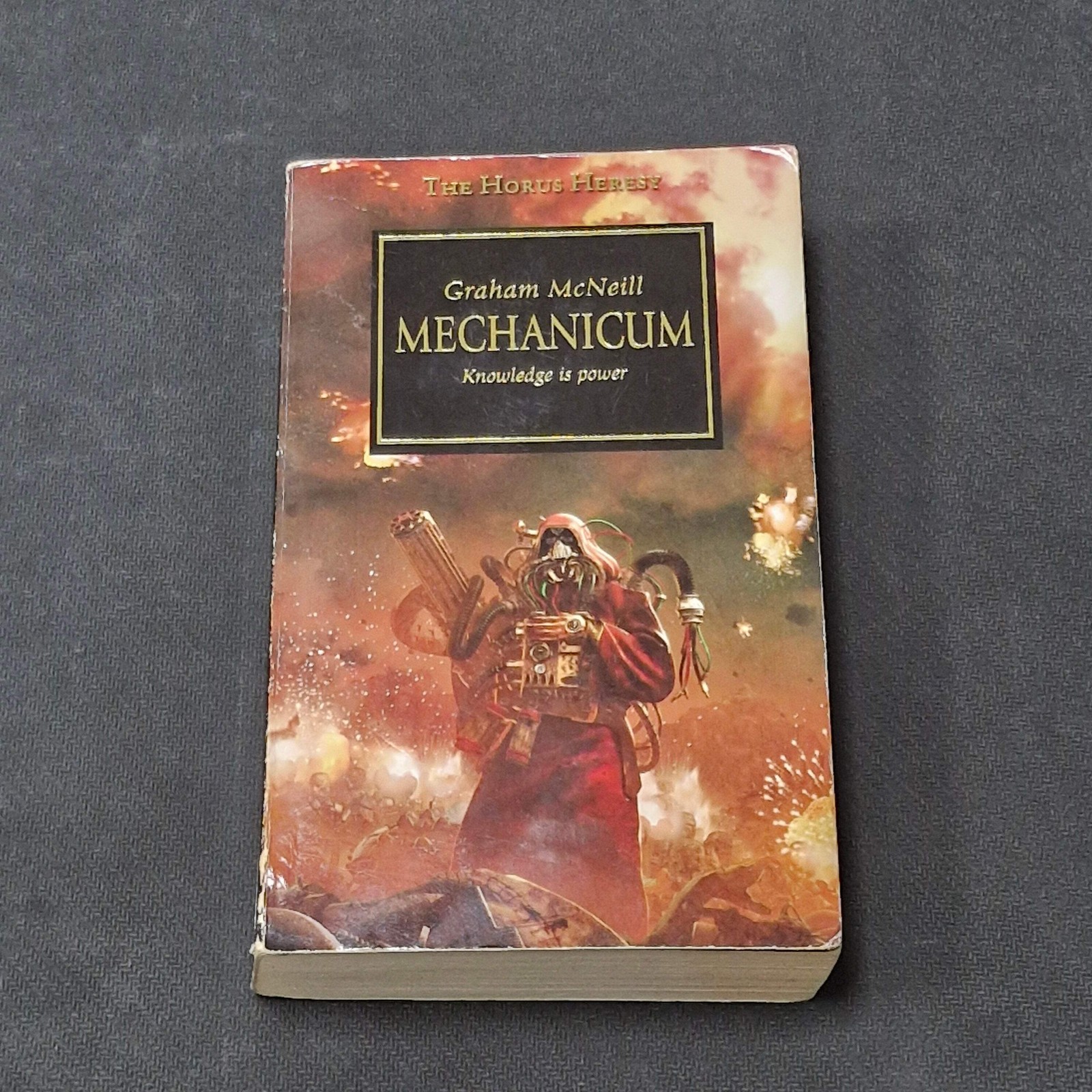 Warhammer The Horus Heresy: Mechanicum By Graham McNeill First Edition Paperback