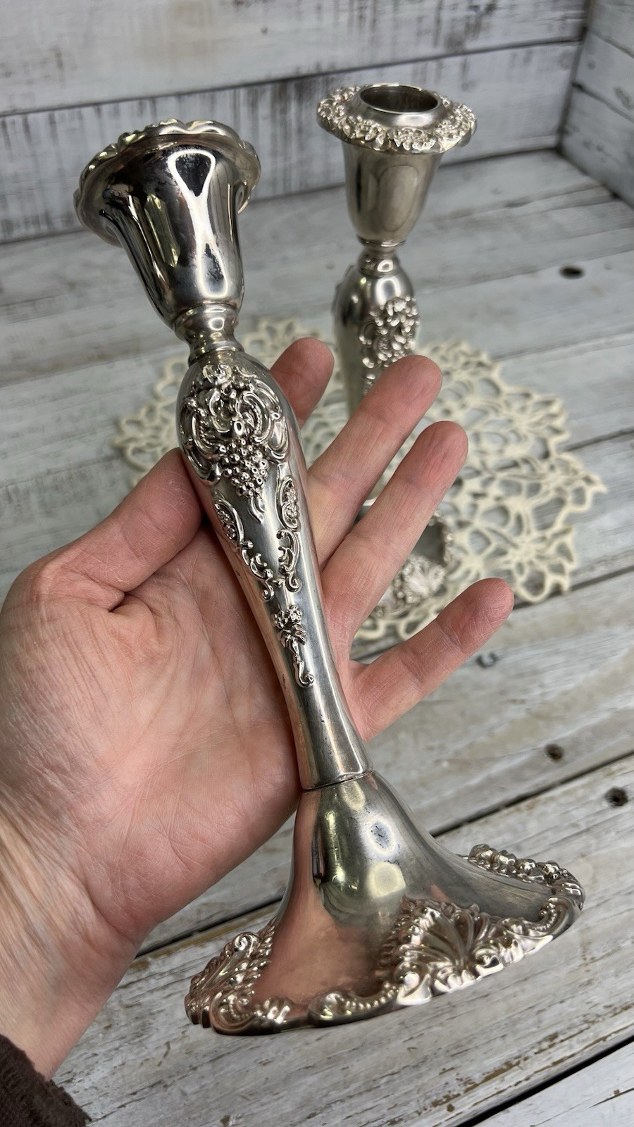VINTAGE PAIR 2 GODINGER SILVER PLATED 8 25” CANDLESTICK BAROQUE GRAPE PATTERN 🩶