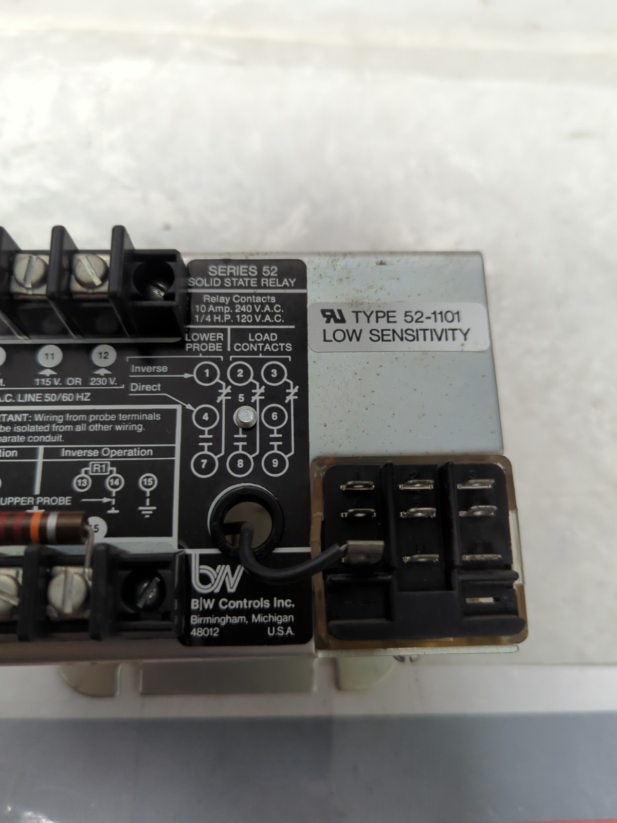 B/W CONTROLS,52-1101,SERIES 52 SOLID STATE RELAY LOW SENSITIVITY 10 A PRE-OWNED