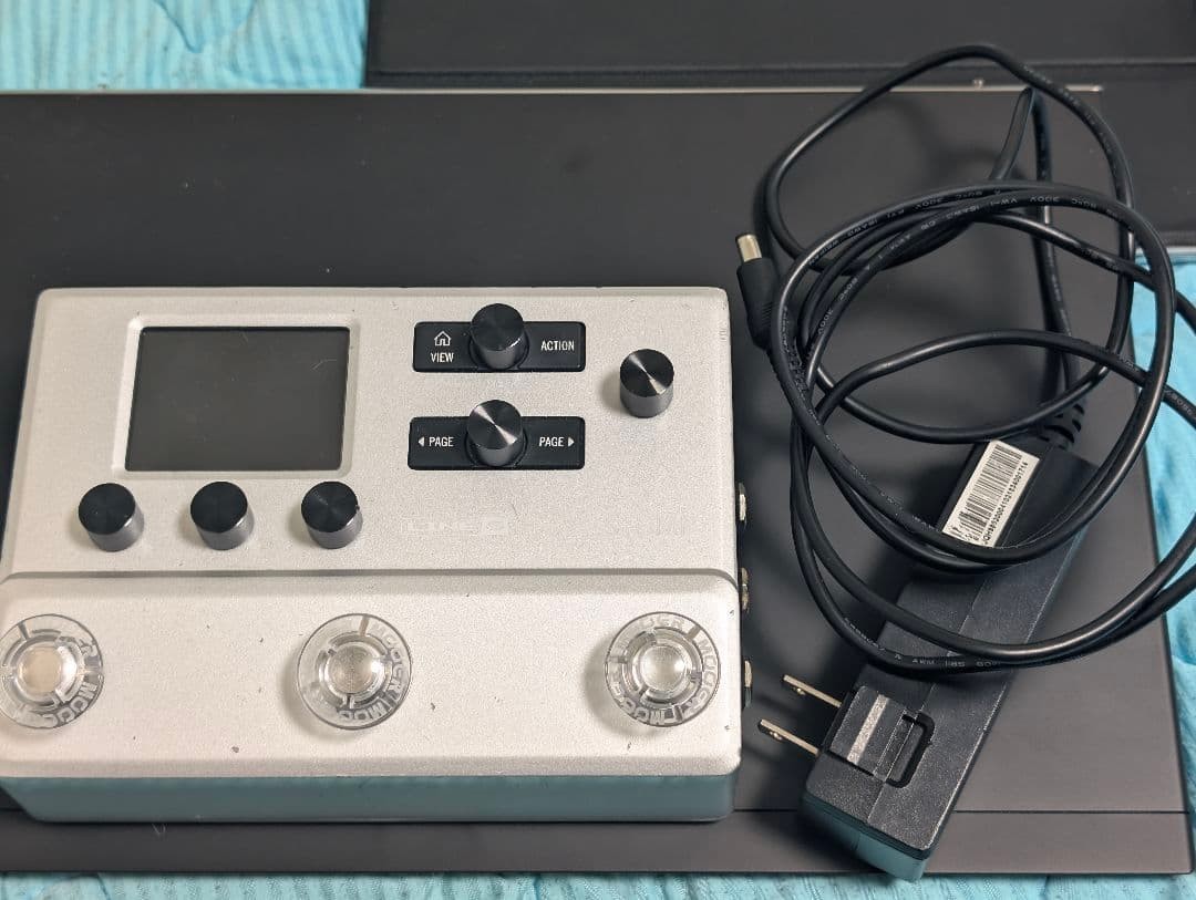 Line 6 HX Stomp Silver Multi-Effects Pedal Guitar
